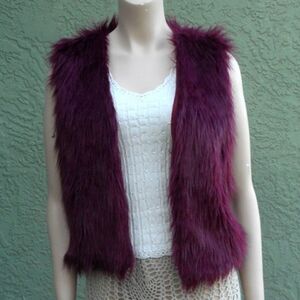 Lapis Plum Faux Fur Vest - Deep Purple